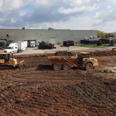 excavating work with trucks